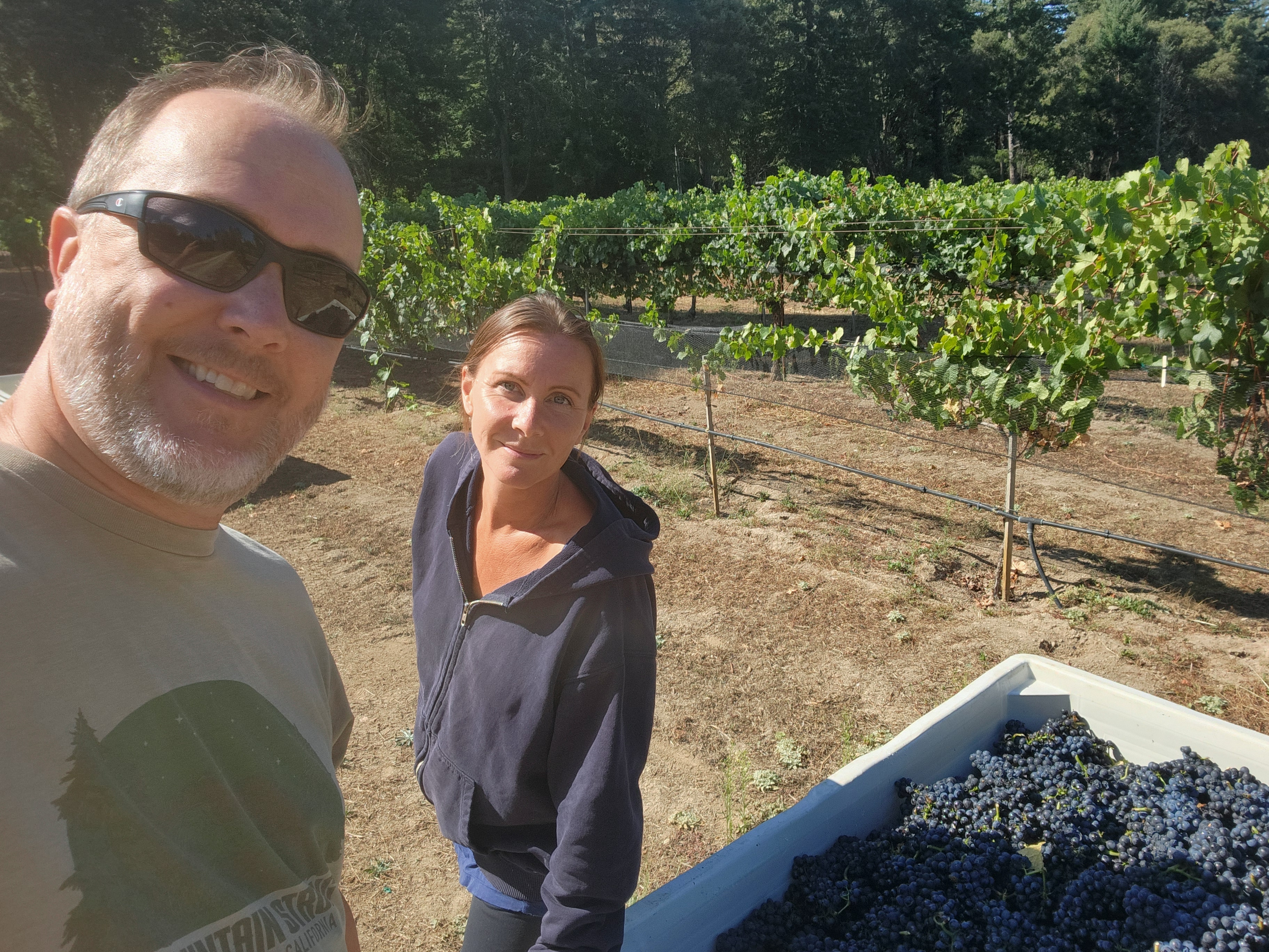 22025 Annie and Brandon at Harvest